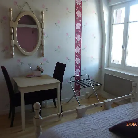 Hotel Les Tilleuls Saint-Cirgues-de-Jordanne