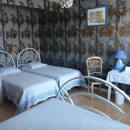 Les Tilleuls Hotel 2*